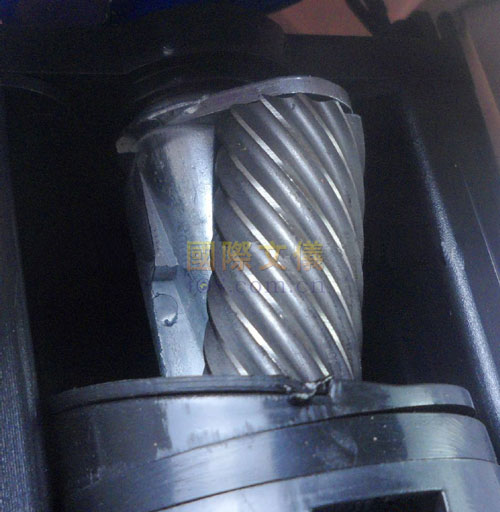 电动削笔器