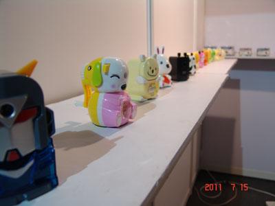 云峰文具展示的部分展品内藏变形金刚哦,有没有认出来?