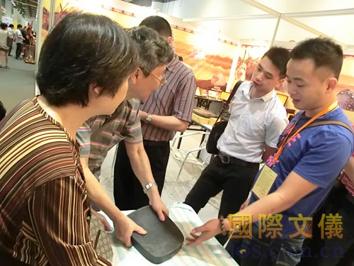 第二届广州艺术品交易博览会(以下简称“艺交会”)现场